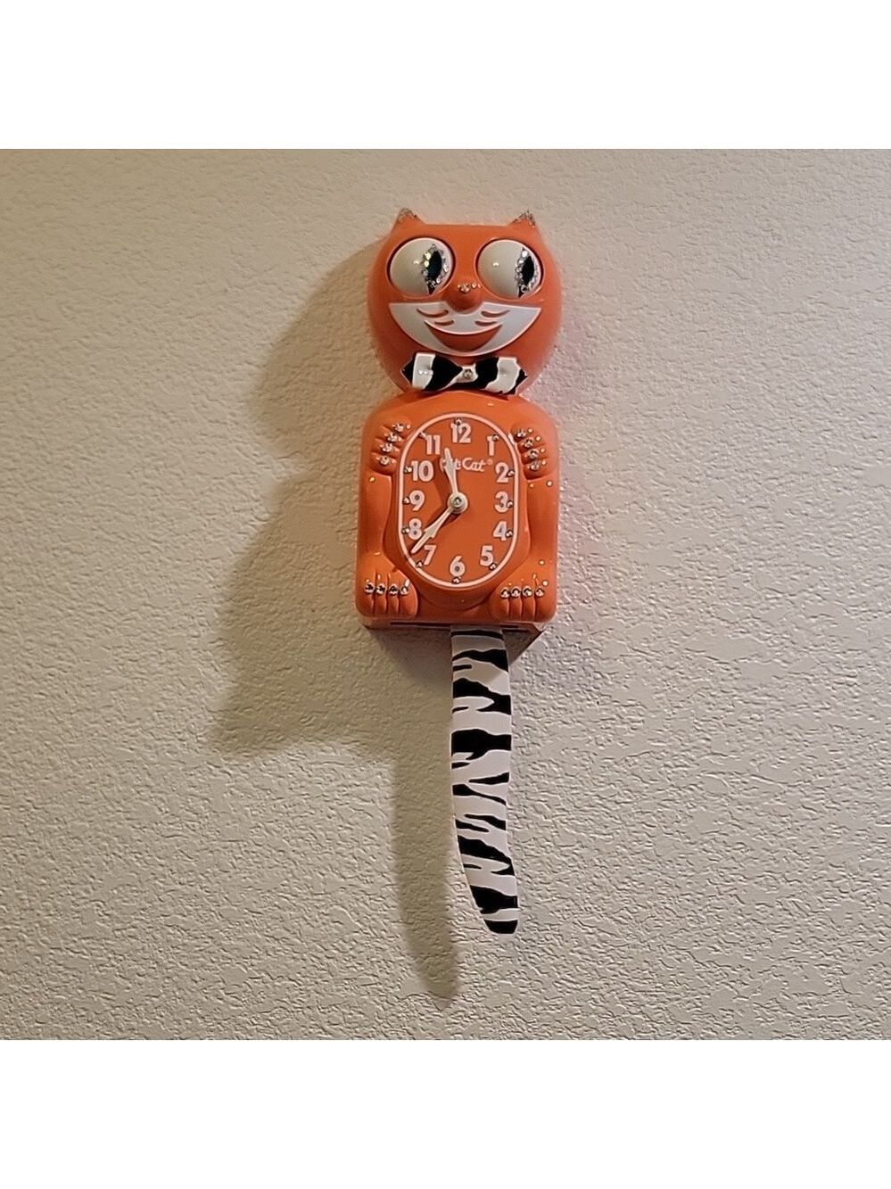 Jeweled Retired Living Coral with Zebra Tail and bowtie RARE - Picture 3 of 5